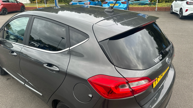 Ford Fiesta 1.0 EcoBoost Hybrid mHEV 125 Vignale Edition 5dr Petrol Hatchback